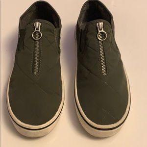 Slipper for kid🙎🏻‍♂️